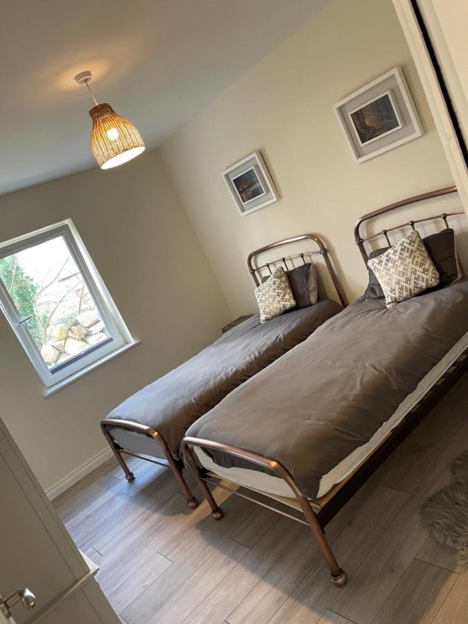 15 Waterwheel Wharf, Annalong Apartment Нюри Екстериор снимка